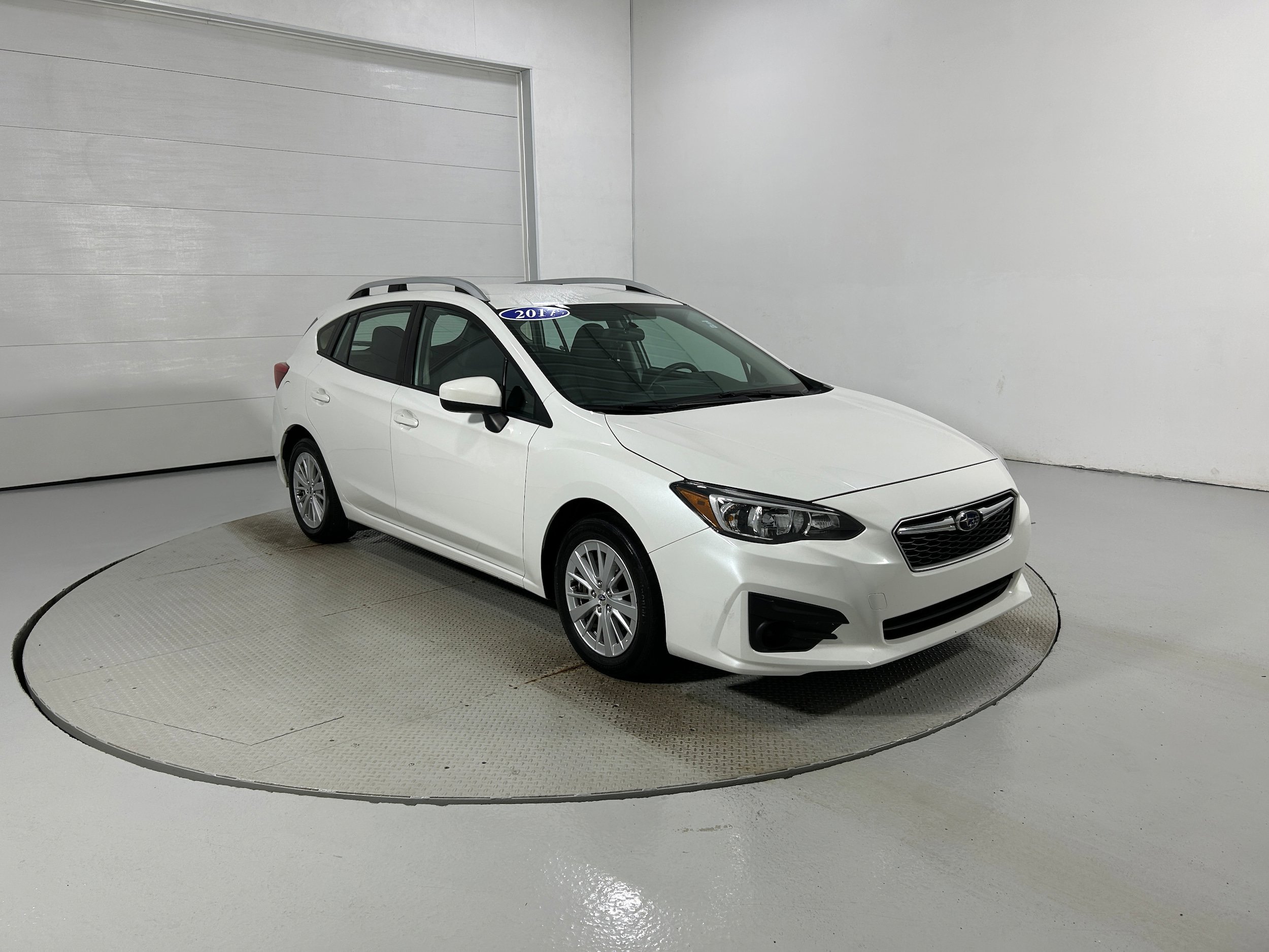 Used 2017 Subaru Impreza 2.0i Premium AWD/4WD image 2
