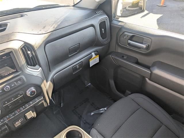 New 2026 GMC Sierra 1500 Pro w/ Graphite Edition image 17