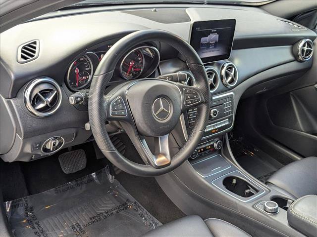 Used 2019 Mercedes-Benz GLA 250 image 10