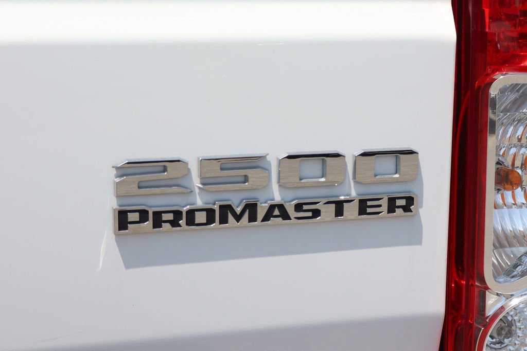 Used 2025 RAM ProMaster 2500 w/ Convenience Group FWD image 47