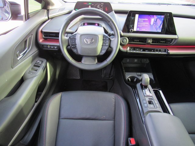 Used 2024 Toyota Prius Prime Premium image 13
