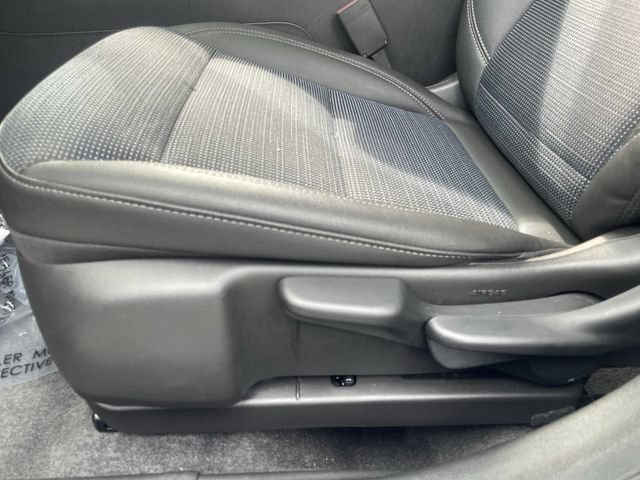 Certified 2026 Buick Envista Preferred FWD image 12