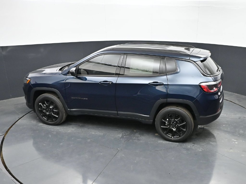 New 2026 Jeep Compass Latitude AWD/4WD image 40