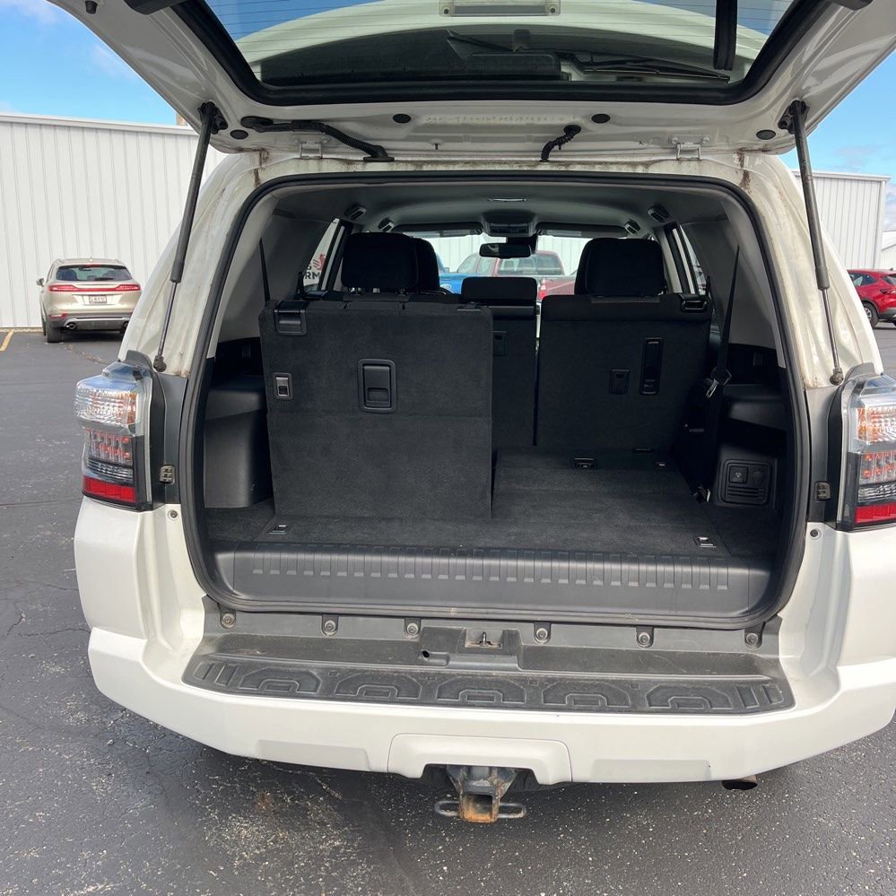 Used 2021 Toyota 4Runner SR5 image 8