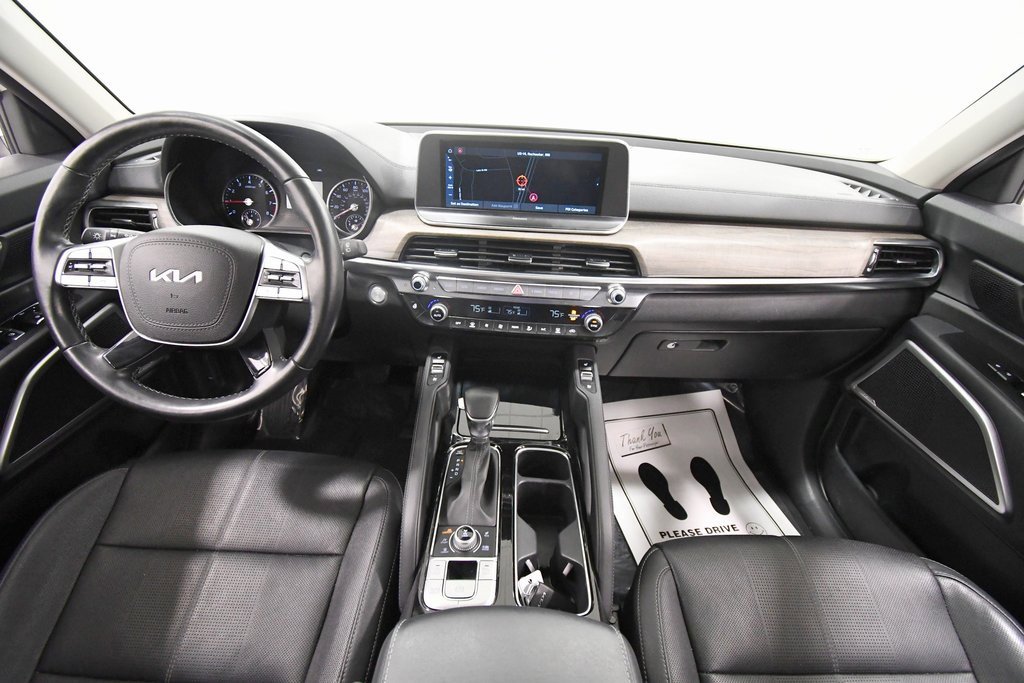 Certified 2022 Kia Telluride EX w/ EX Premium Package image 3