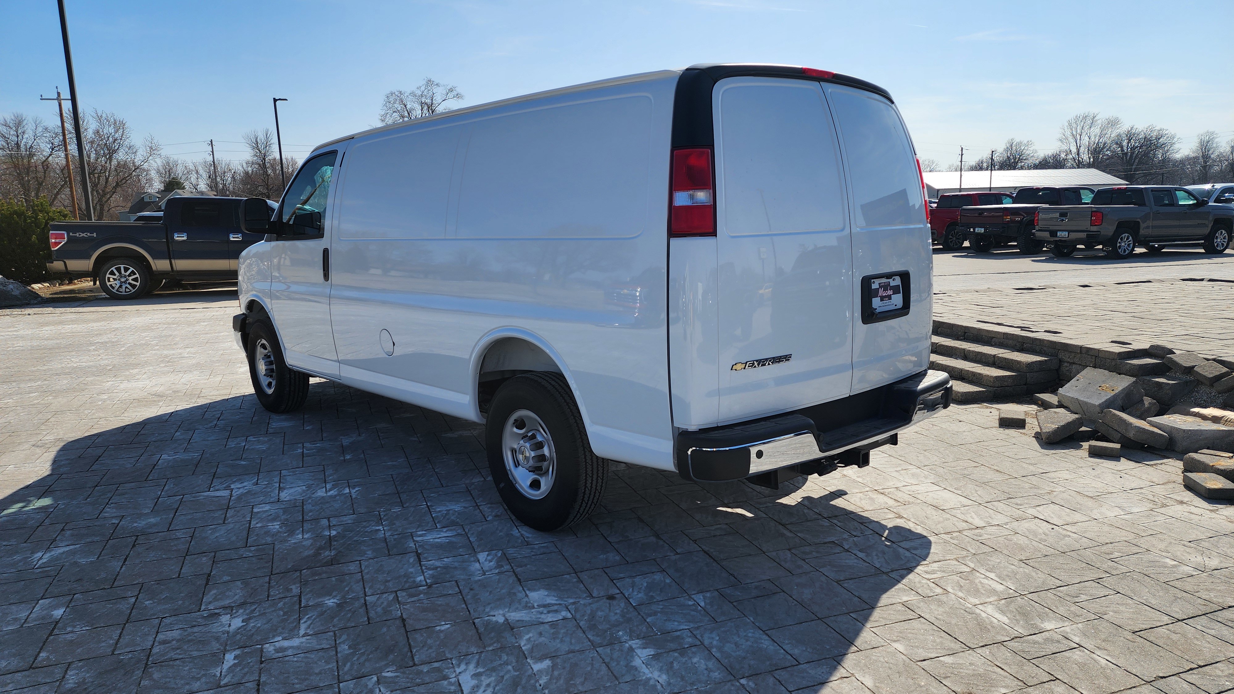 New 2025 Chevrolet Express 2500 w/ Driver Convenience Package image 7