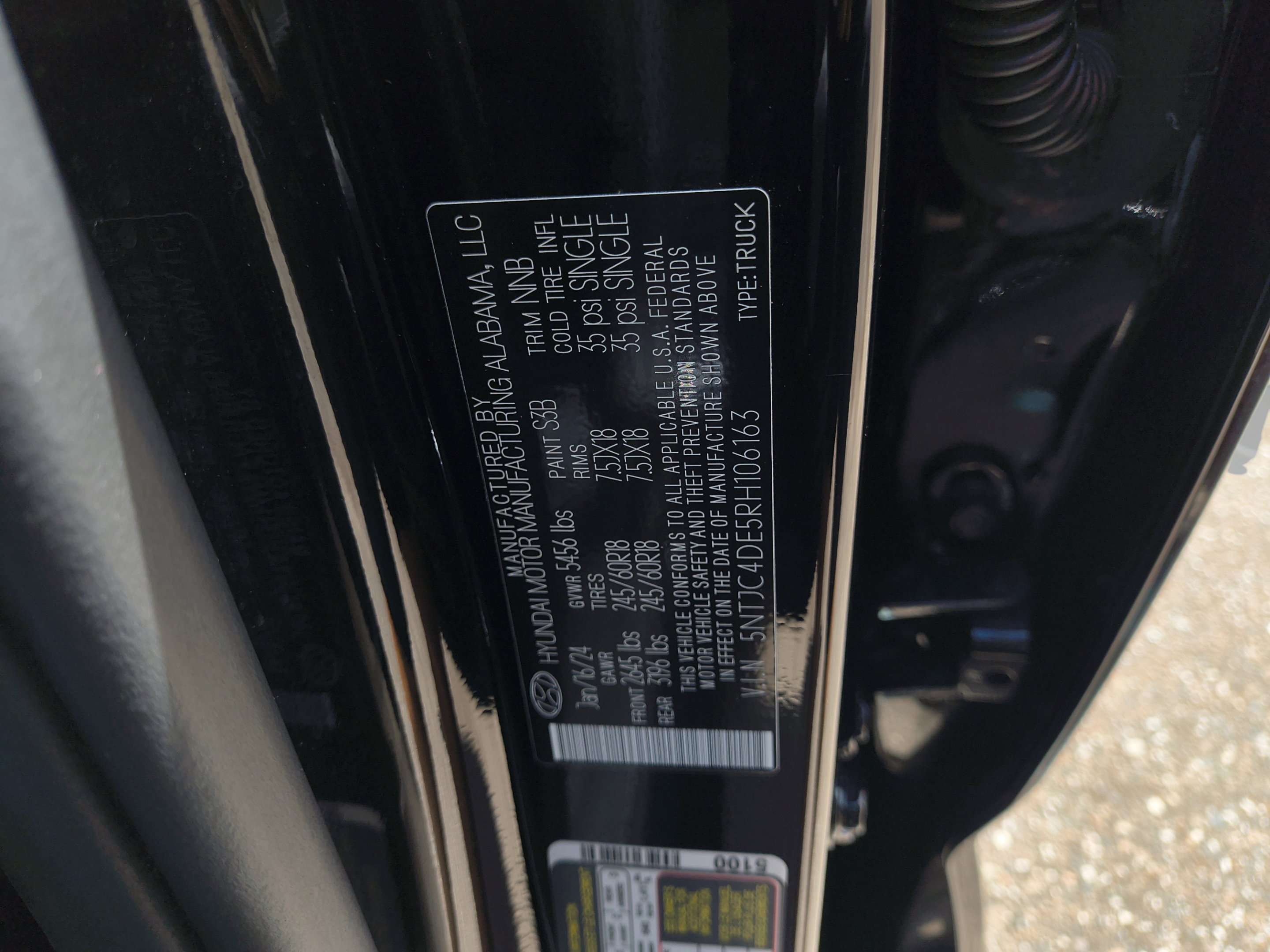 Used 2024 Hyundai Santa Cruz SEL w/ Activity Package FWD image 36