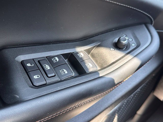 Used 2025 Jeep Grand Cherokee Overland w/ Adv Protech Group III AWD/4WD image 19