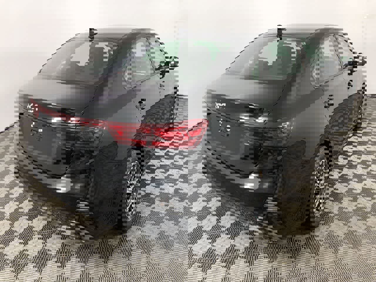 Used 2024 Kia Forte LXS image 8