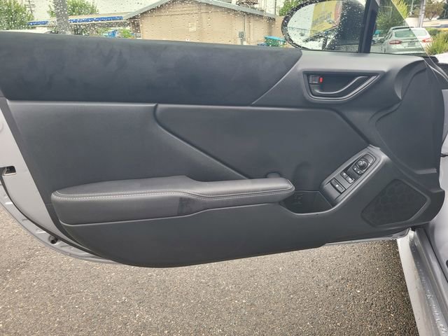 Used 2025 Toyota GR86 Premium w/ ALL Weather Mat Package (TMS) image 18