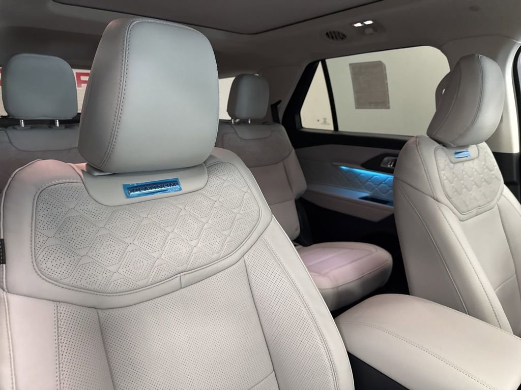 New 2026 Ford Explorer Platinum image 43