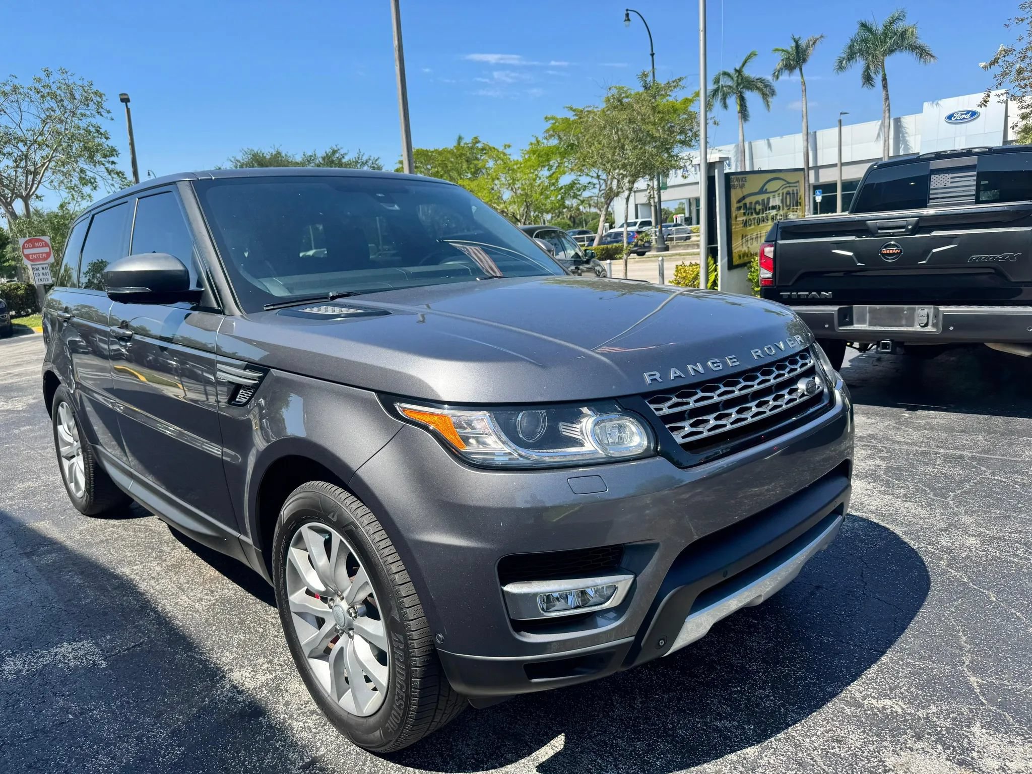 Used 2015 Land Rover Range Rover Sport Supercharged AWD/4WD image 3