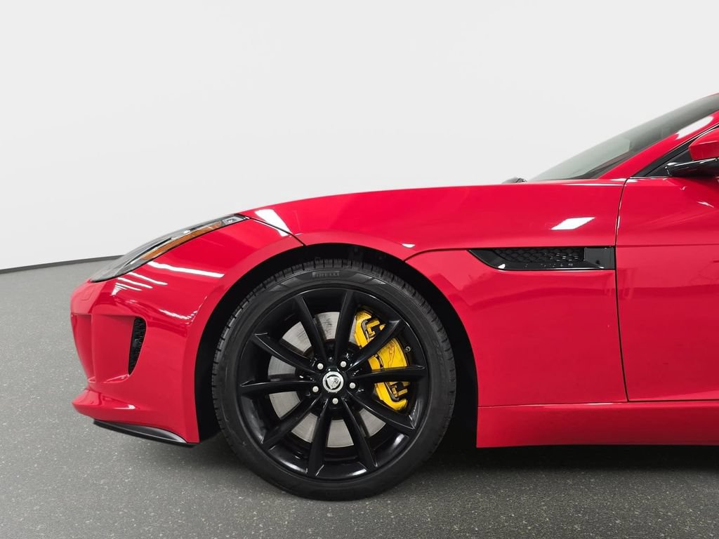 Used 2014 Jaguar F-TYPE S RWD image 10