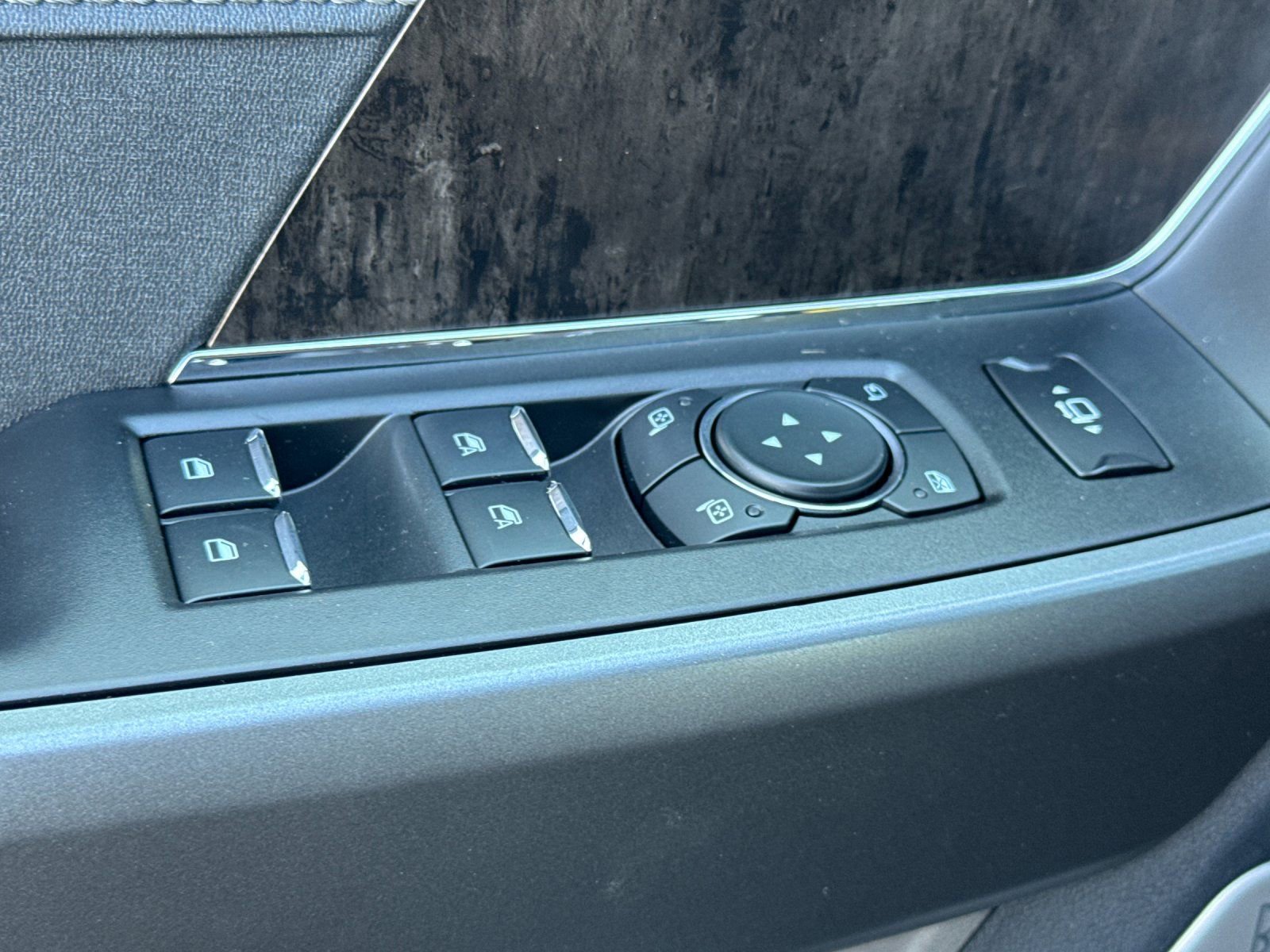 New 2026 Ford F350 Lariat w/ Lariat Ultimate Package image 11