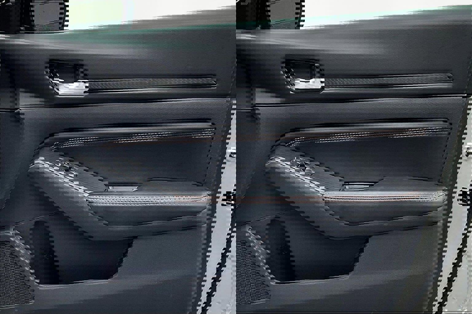 Used 2019 Nissan Altima 2.5 SR w/ SR Premium Package image 29