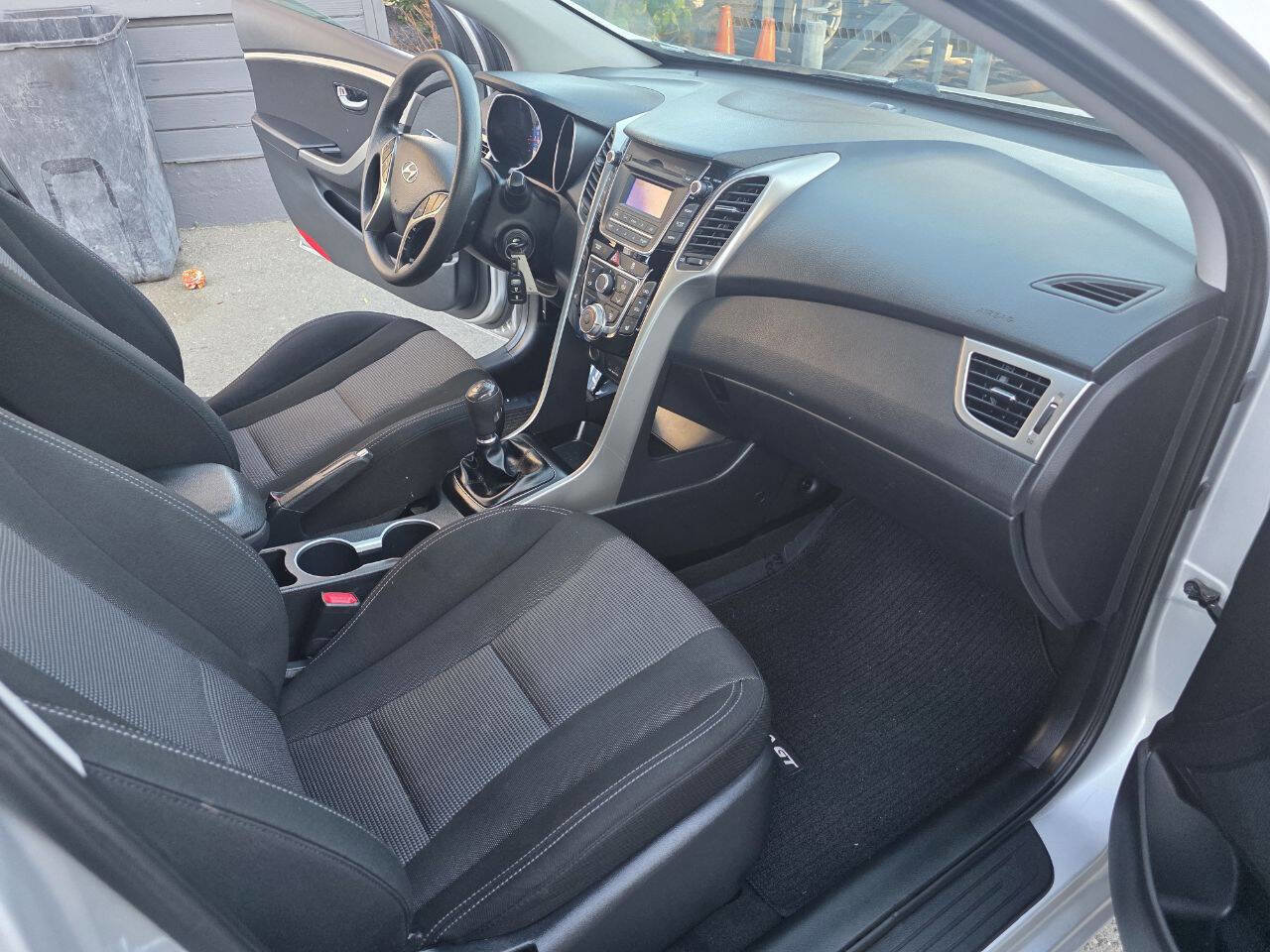 Used 2014 Hyundai Elantra GT image 15