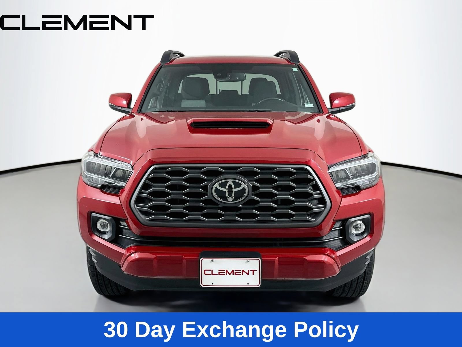 Used 2022 Toyota Tacoma TRD Sport AWD/4WD image 3