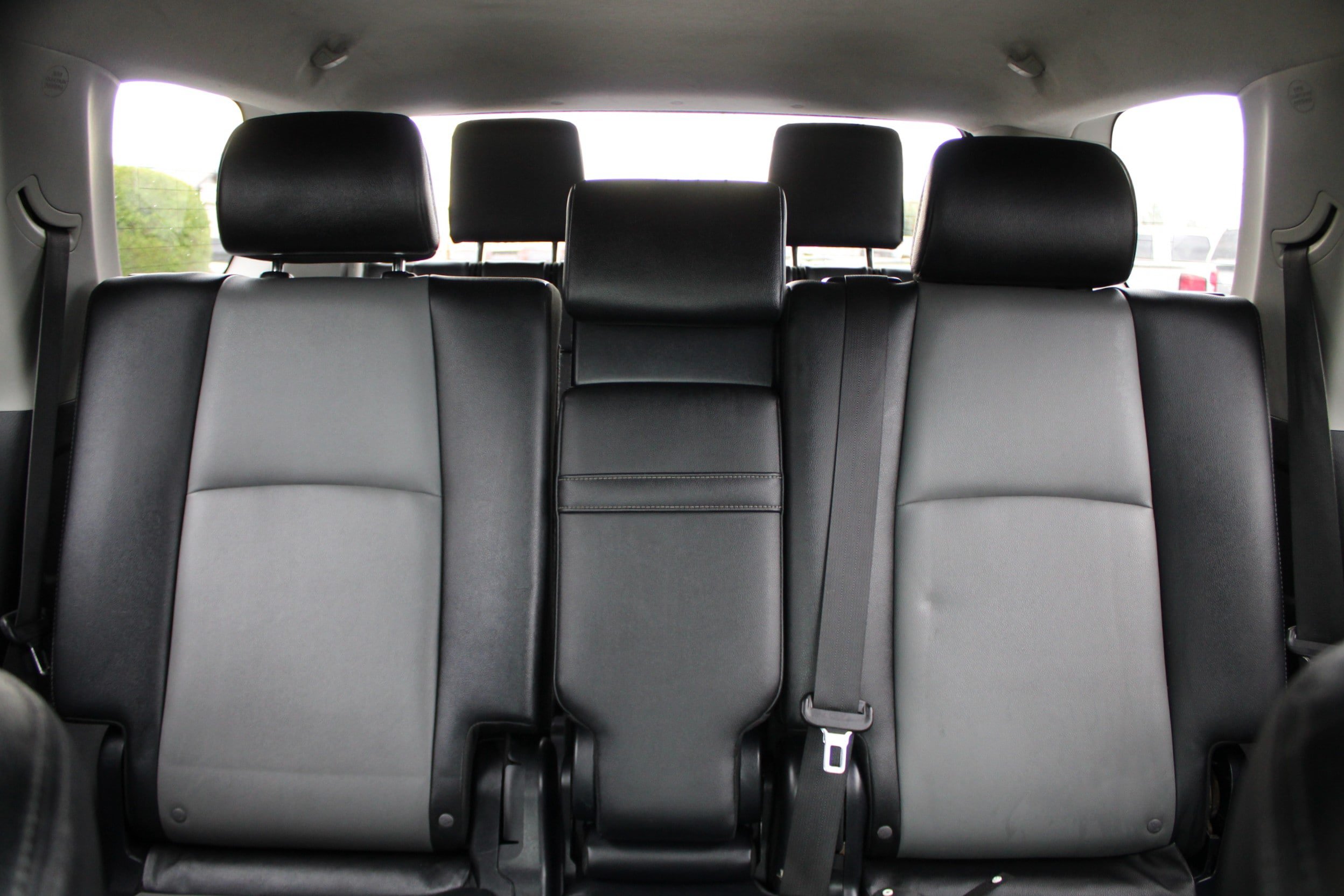 Used 2014 Toyota 4Runner SR5 Premium RWD image 38