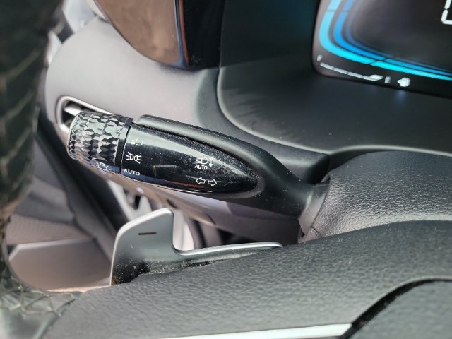 Used 2025 Hyundai Palisade SEL FWD image 27