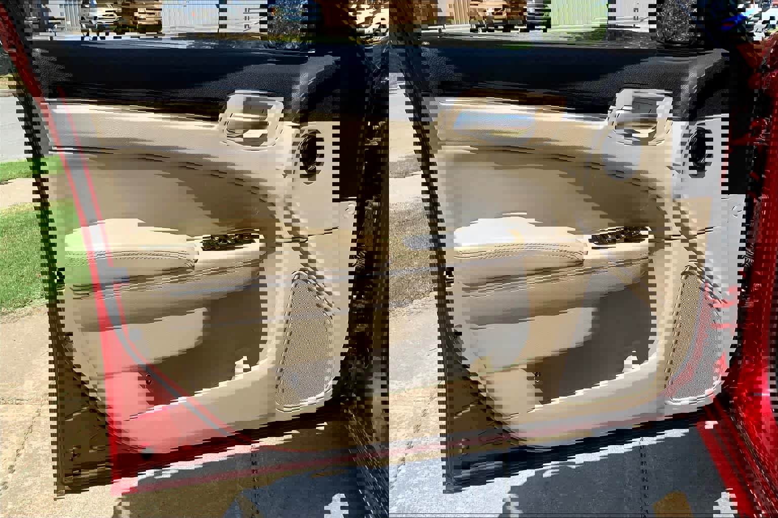 Used 2014 Chrysler 300 image 21