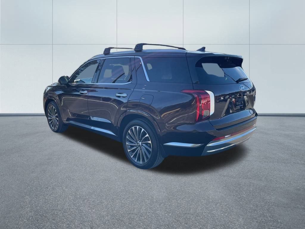 Used 2023 Hyundai Palisade Calligraphy image 7