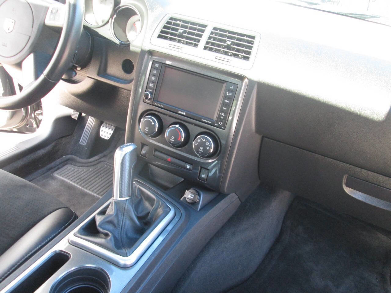 Used 2009 Dodge Challenger SRT8 w/ SRT Option Group II image 31