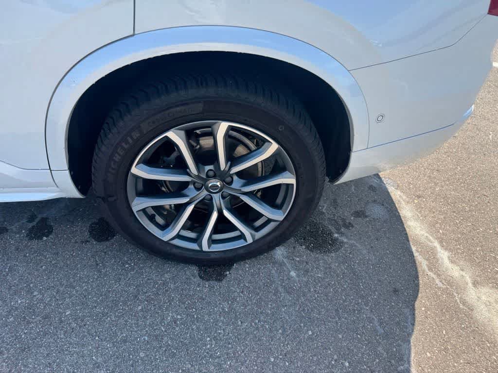 Used 2019 Volvo XC90 T6 Momentum w/ Protection Package Premier AWD/4WD image 12