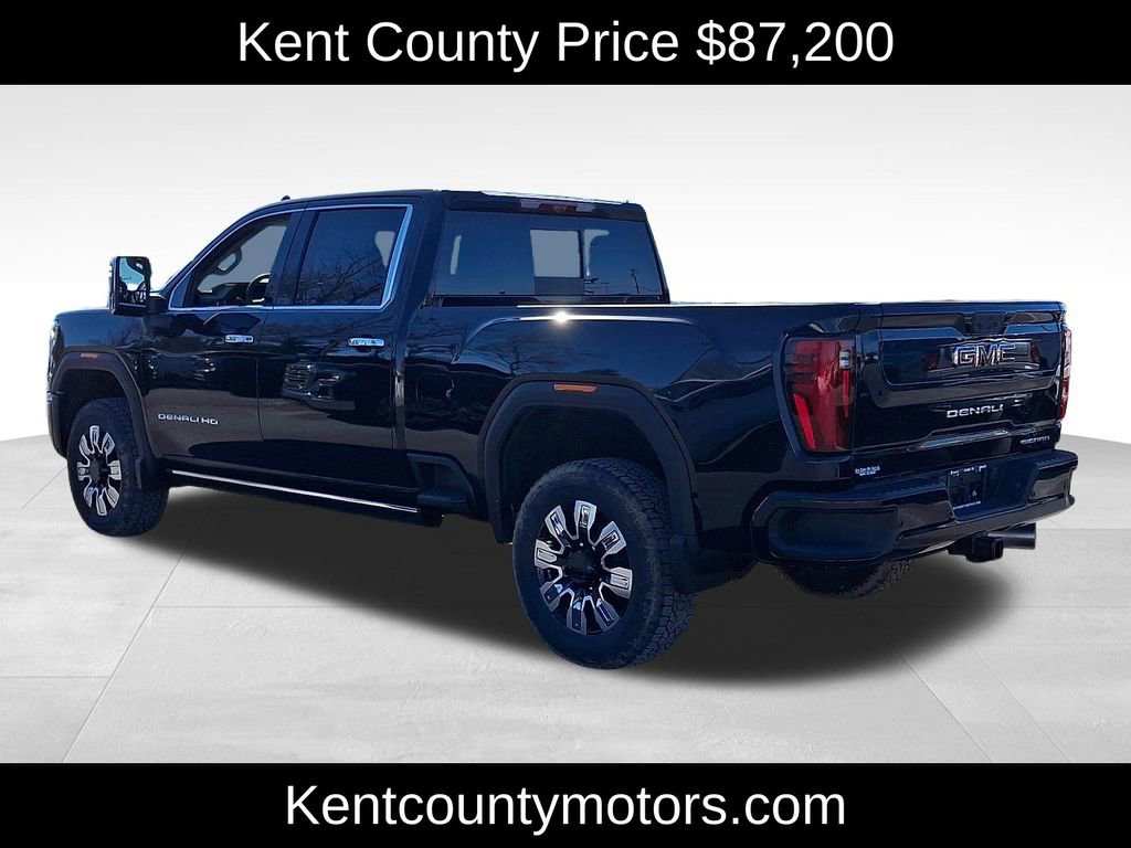 New 2026 GMC Sierra 3500 Denali w/ Denali Reserve Package image 4