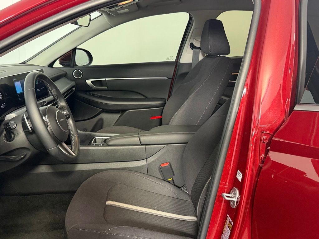 Used 2025 Hyundai Sonata SEL image 21
