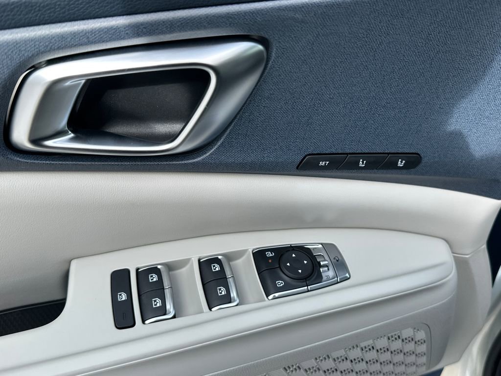 New 2026 Kia Carnival EX image 16