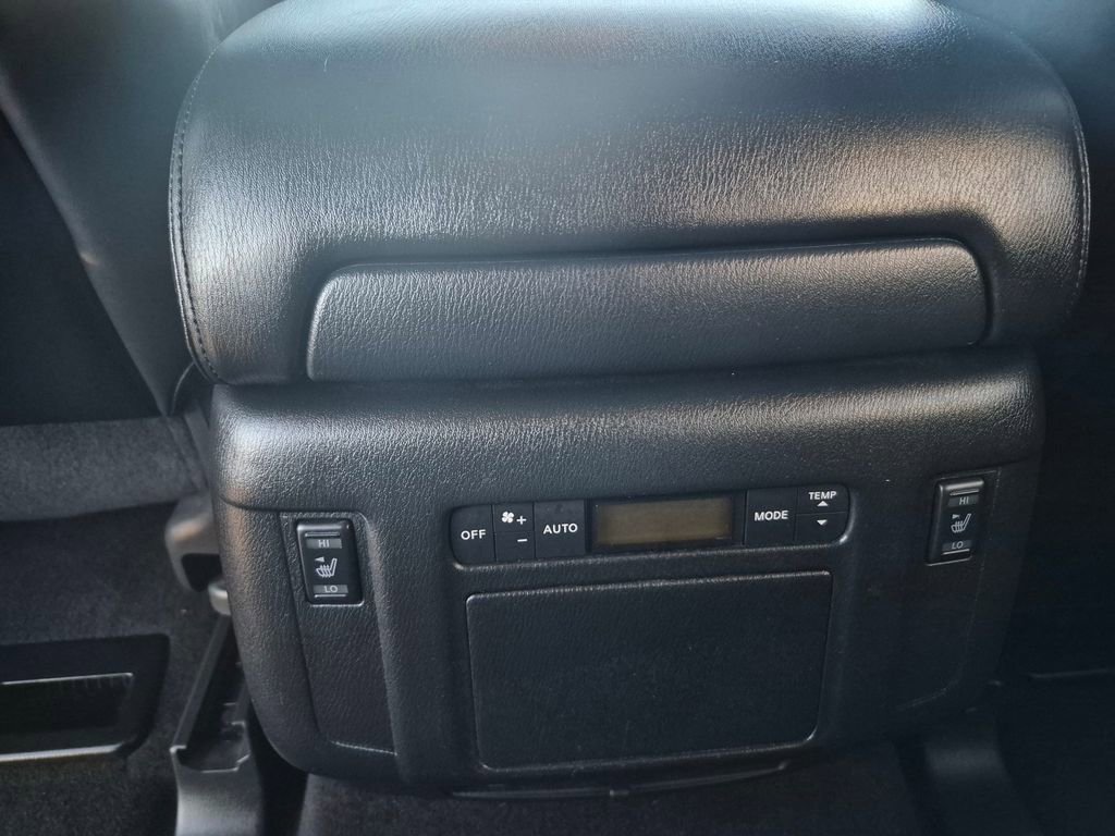 Used 2013 INFINITI QX56 2WD w/ Theater Pkg image 19