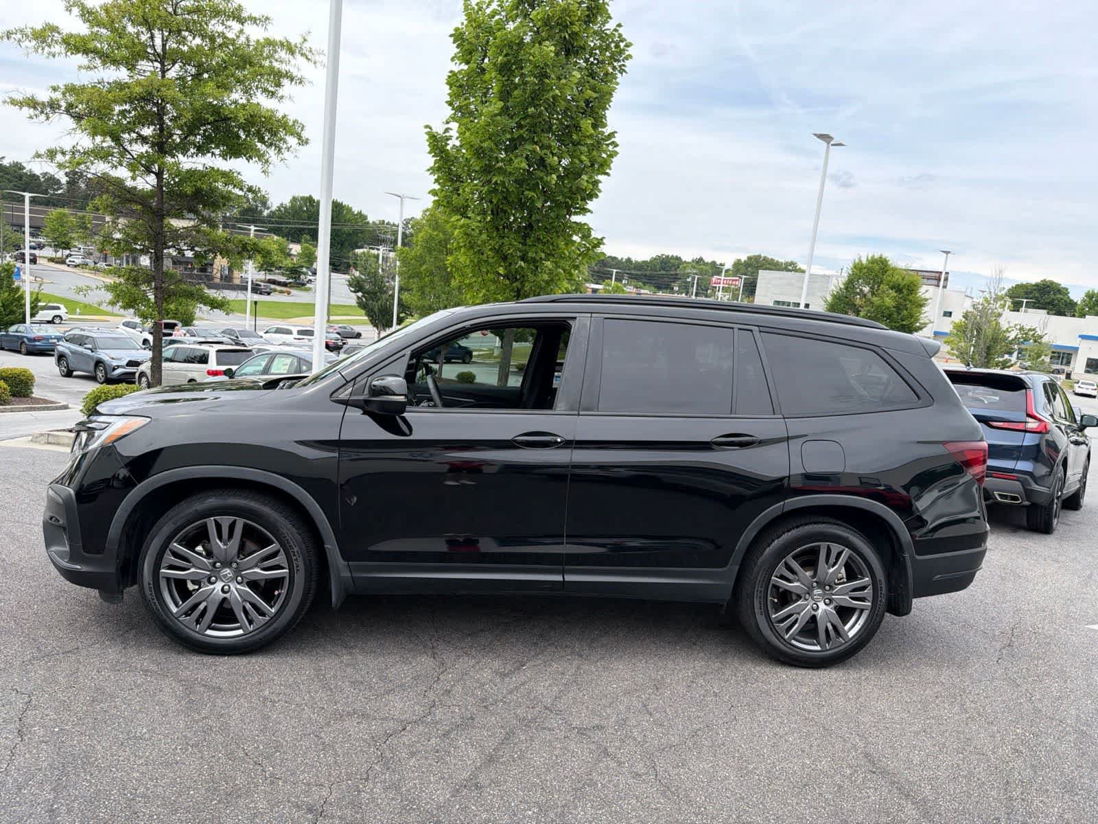 Used 2022 Honda Pilot Sport image 7