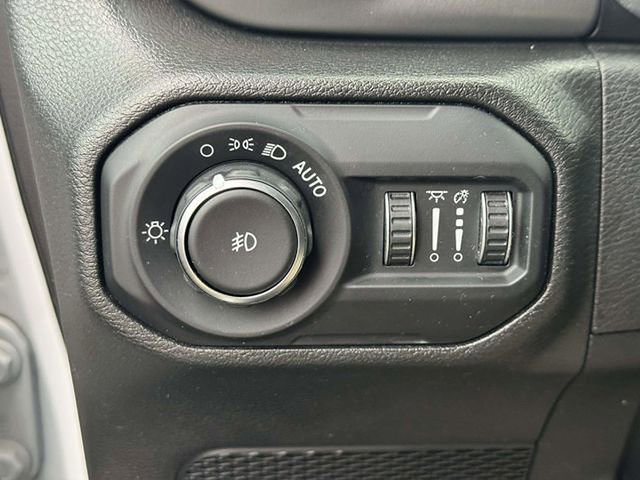 Used 2022 Jeep Wrangler Unlimited Sport AWD/4WD image 18
