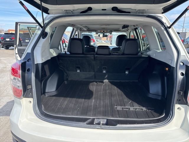 Used 2016 Subaru Forester 2.0XT Touring w/ Eyesight & Navigation System image 12