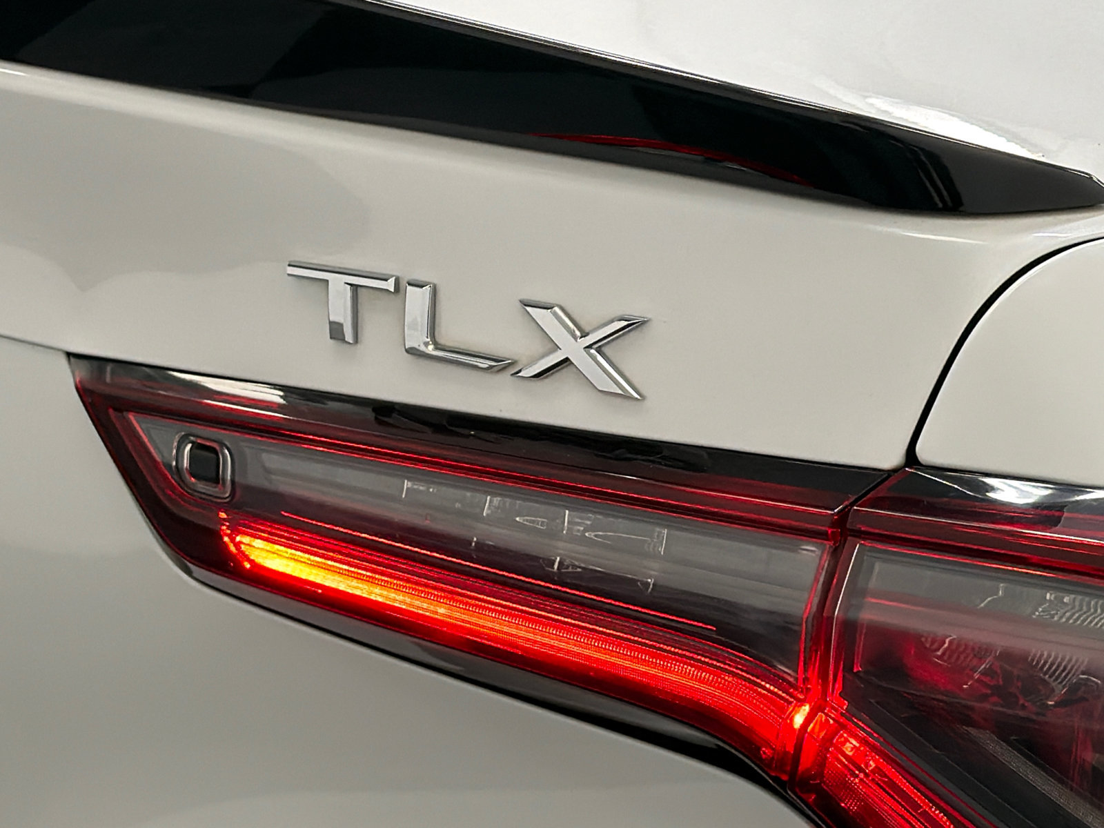 Used 2021 Acura TLX Type S AWD/4WD image 8