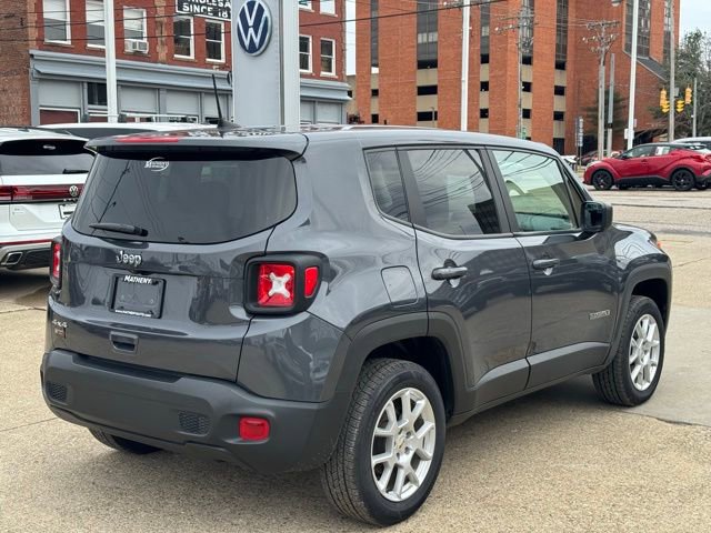Used 2023 Jeep Renegade Latitude image 5