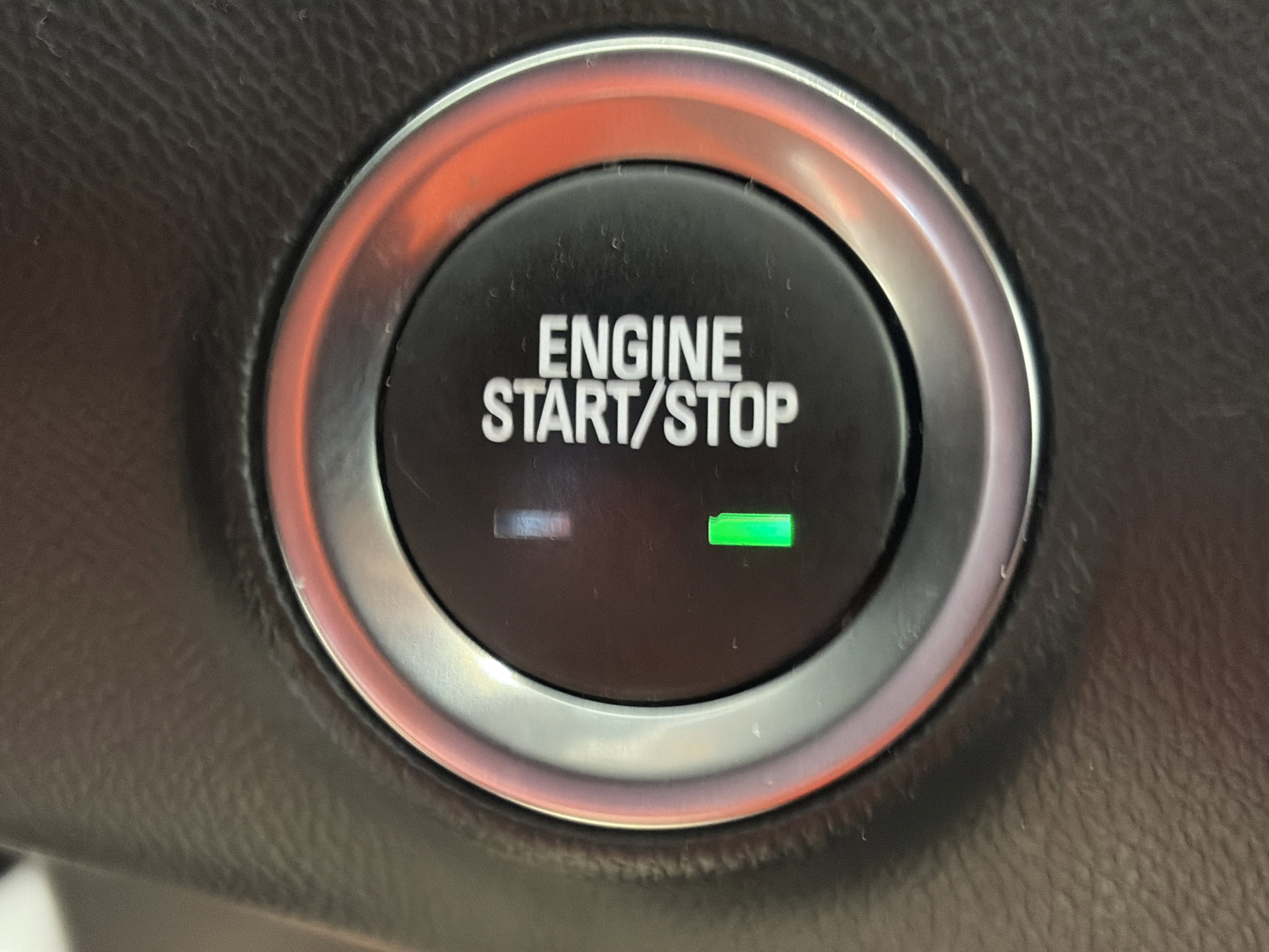 Used 2023 GMC Terrain SLT image 29