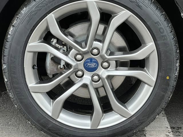 Used 2020 Ford Fusion SEL image 6
