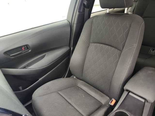 Certified 2025 Toyota Corolla LE FWD image 15