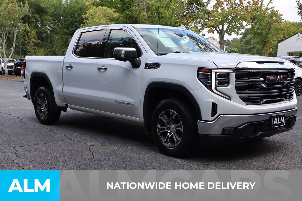 Used 2025 GMC Sierra 1500 SLT RWD image 4