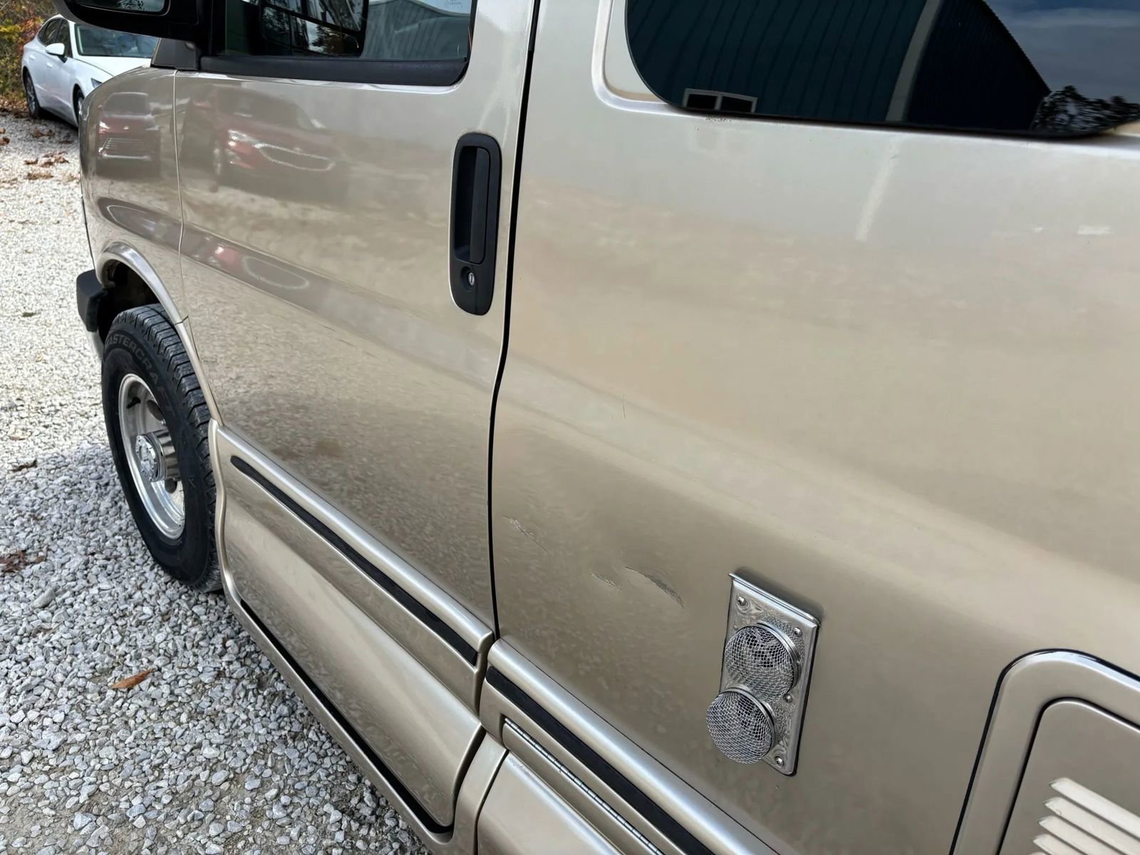 Used 2012 Chevrolet Express 2500 w/ Power Package image 18