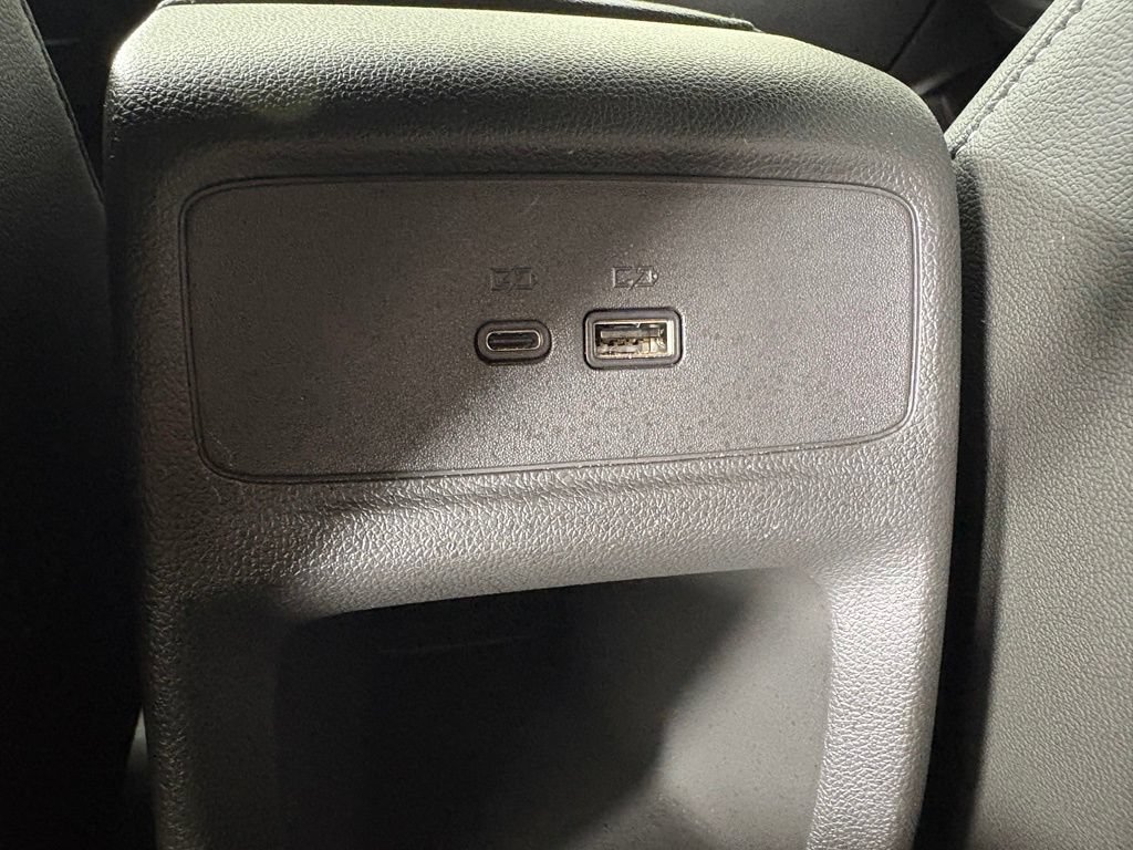 Certified 2025 Buick Envista Preferred FWD image 42