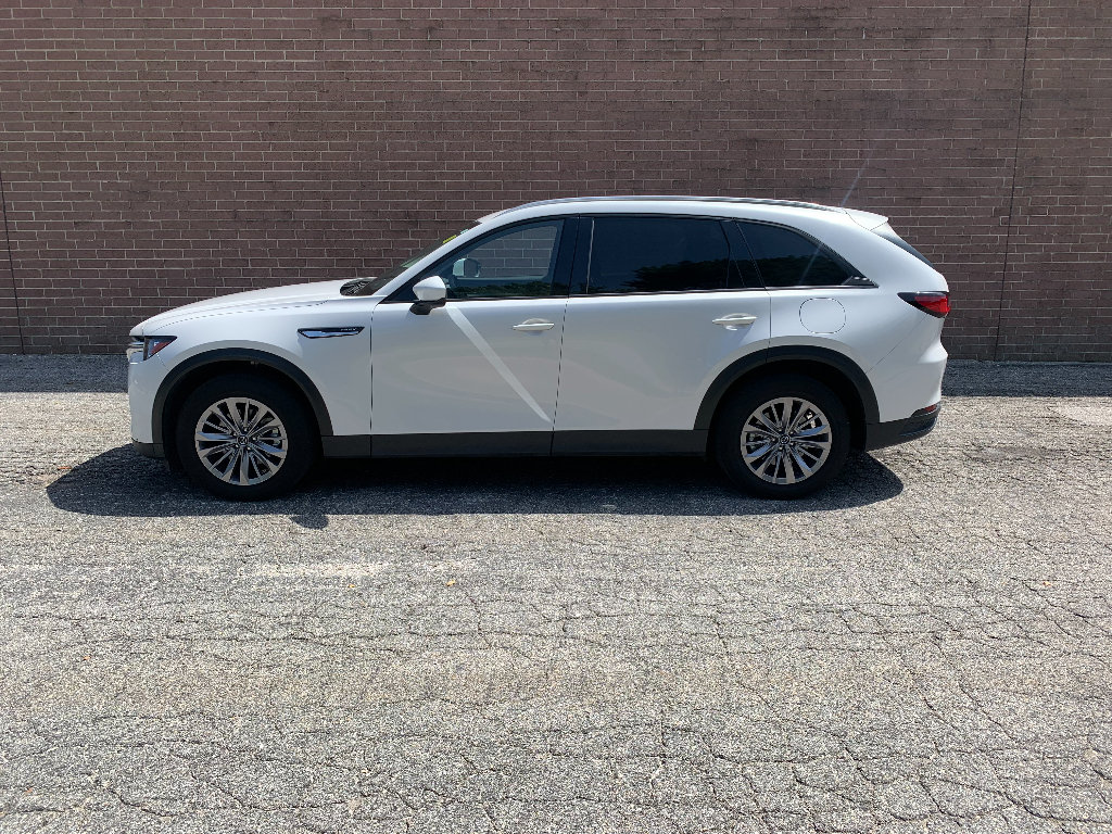 Used 2024 MAZDA CX-90 Plug-In Hybrid w/ Preferred AWD/4WD image 2
