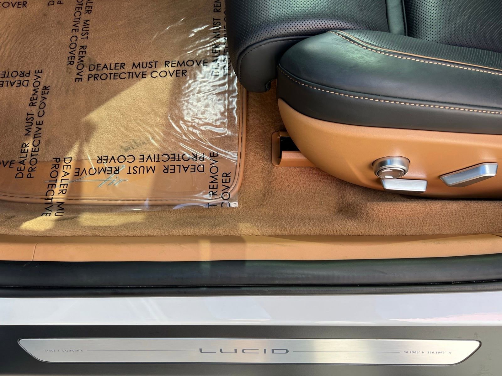 Used 2023 Lucid Air Touring image 26