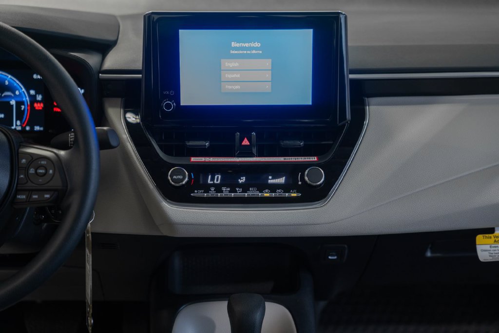 New 2027 Toyota Corolla LE FWD image 17