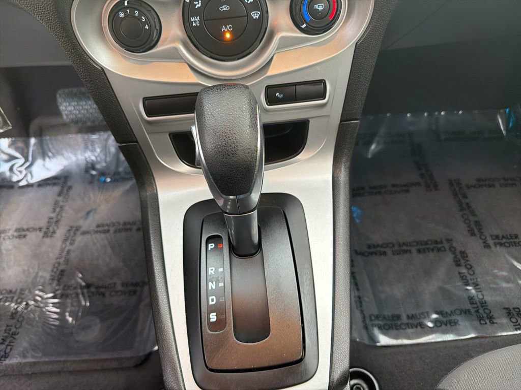 Used 2018 Ford Fiesta SE image 24