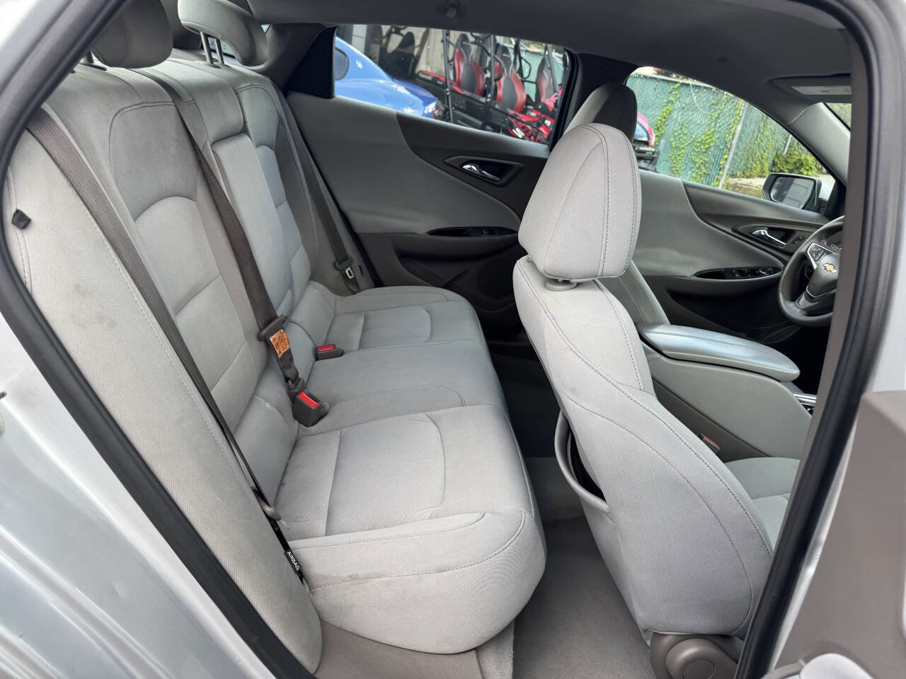 Used 2018 Chevrolet Malibu LT image 27