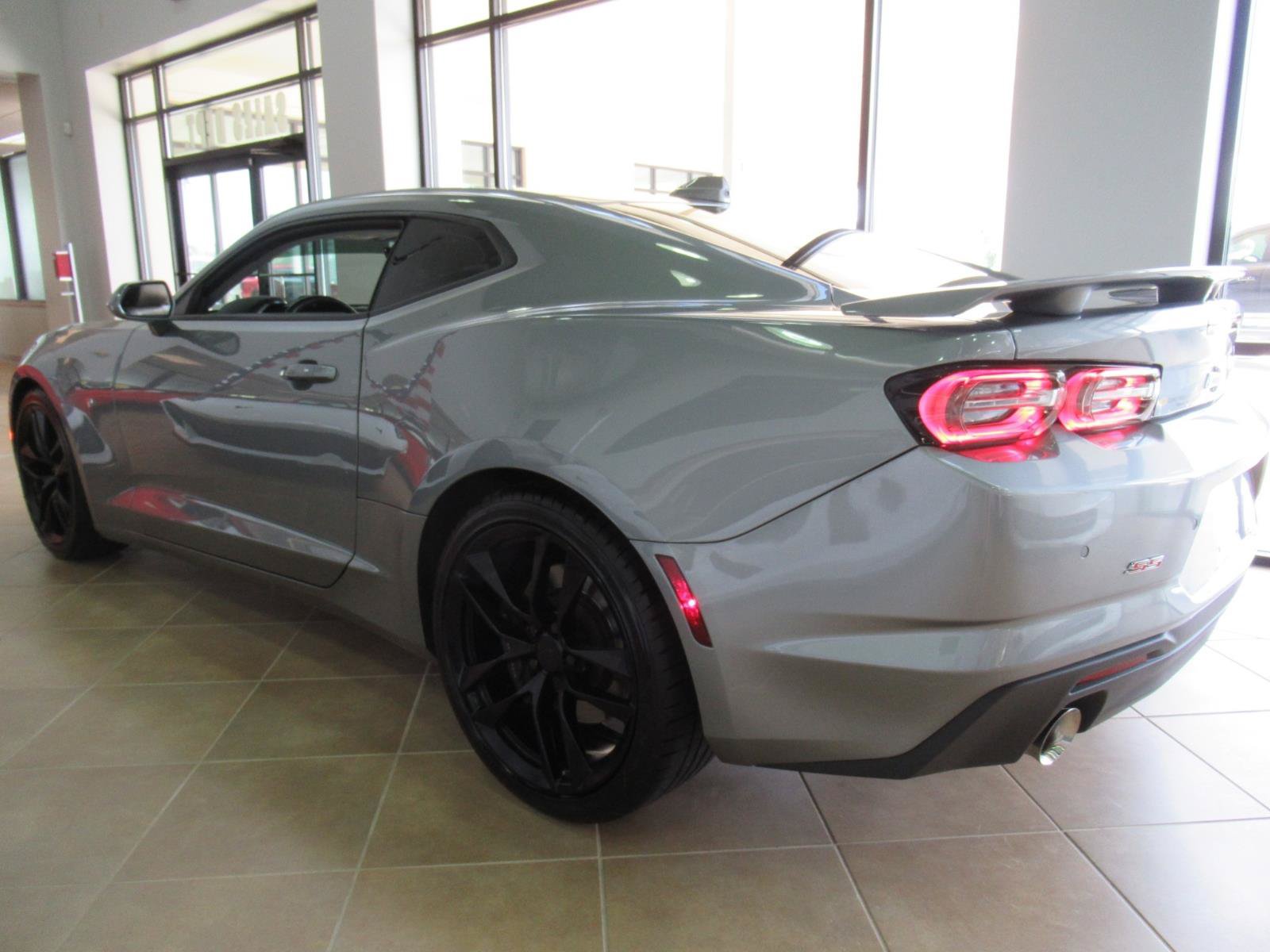 Used 2023 Chevrolet Camaro SS RWD image 3