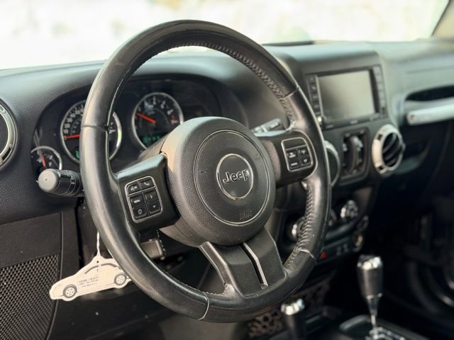 Used 2018 Jeep Wrangler Unlimited Sahara w/ Connectivity Group image 6