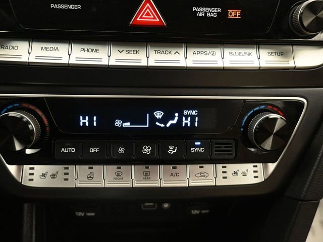 Used 2018 Hyundai Sonata Limited image 16